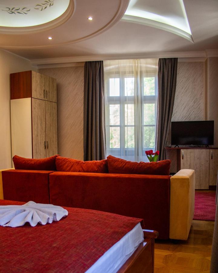 Hotel Kutko Pančevo 外观 照片