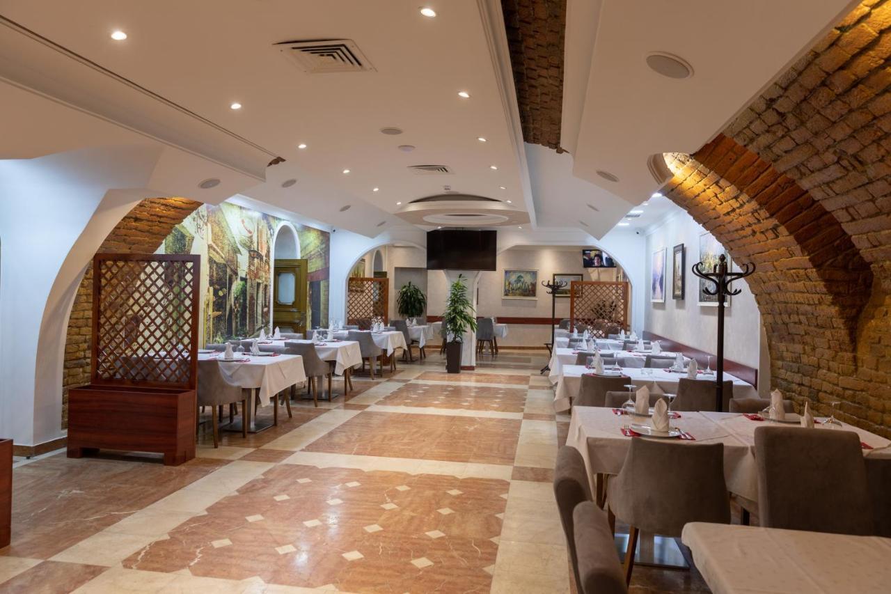 Hotel Kutko Pančevo 外观 照片